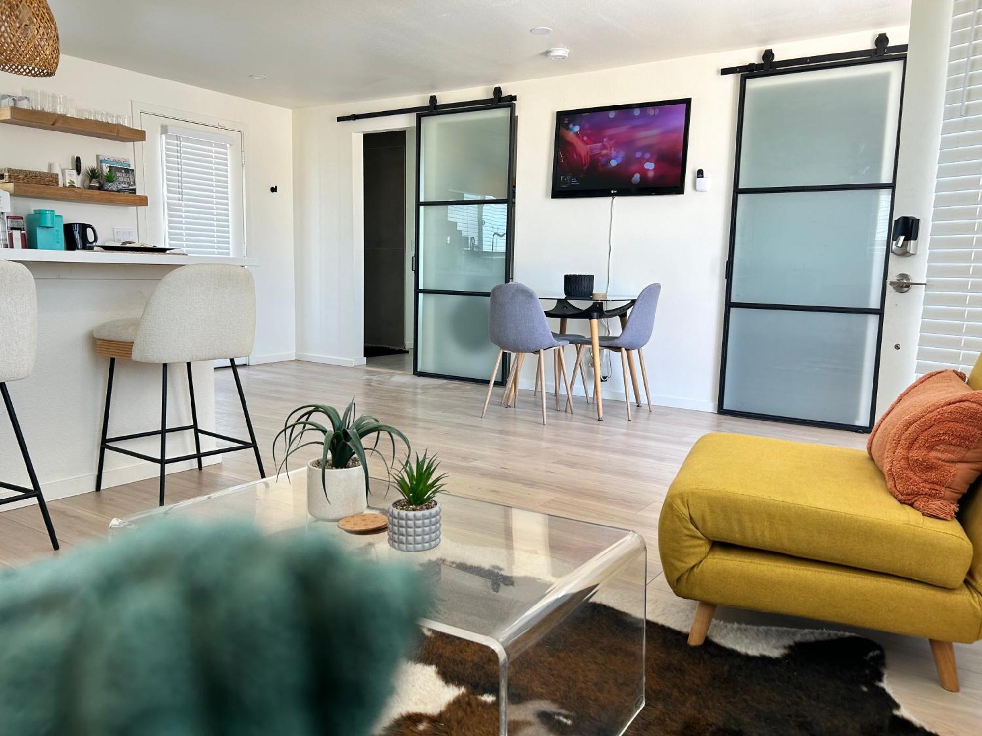 Serene Modern Home Backdoor With Great Wifi, Games, Movies, Patio Seating And Bbq Easy Access To North Joshua Tree National Park In 10 Minutes Twentynine Palms Kültér fotó